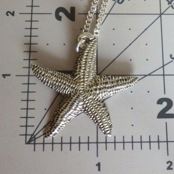 Large Starfish Necklace 2037 - Picture 4 of 5